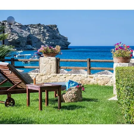 Feriehus Diamanti Beachfront Apt-ligaria *
